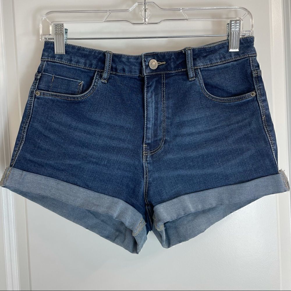 Zara Trafaluc denim makers high-rise jean shorts